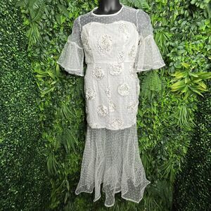 Hesperus Women Dress White Large Floral Sheer Lined Long Flared‎ Hem Fairycore